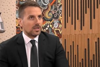 Vešović: Nadpolitički pokret "Svi za naš grad" omogućiće nastavak društvenog i ekonomskog napretka Podgorice Vešović: Nadpolitički pokret "Svi za naš grad" omogućiće nastavak društvenog i ekonomskog napretka Podgorice