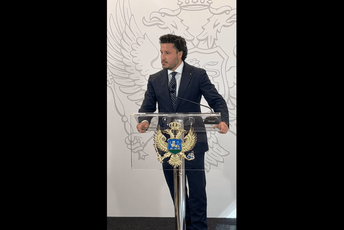 Abazović: Ljudi koji su srušili 43. Vladu ne žele da se riješi pitanje Željezare Abazović: Ljudi koji su srušili 43. Vladu ne žele da se riješi pitanje Željezare