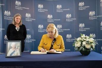 Đurović: Kraljica Elizabeta posvetila život svojoj zemlji i bila inspirativan uzor Đurović: Kraljica Elizabeta posvetila život svojoj zemlji i bila inspirativan uzor