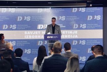 Stefan Vuletić predsjednik Savjeta mladih DPS Prijestonice Stefan Vuletić predsjednik Savjeta mladih DPS Prijestonice