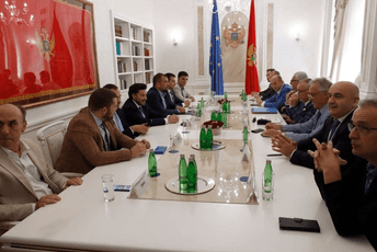 Saglasni oko Lekića, ali Ura i SNP traže kontrolni paket u novoj vladi Saglasni oko Lekića, ali Ura i SNP traže kontrolni paket u novoj vladi