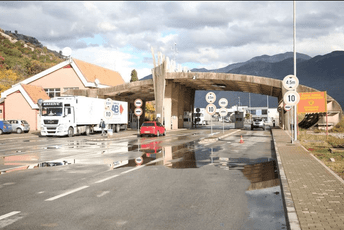 Nepalci i Ganac preko Crne Gore htjeli na Zapad: Umjesto graničnog prelaza ušli šumskom stazom