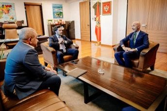 Abazović: Cilj Vlade da se vrati linija Bar – Bari Abazović: Cilj Vlade da se vrati linija Bar – Bari