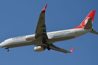 Avion prinudno sletio u Barselonu zbog naziva WiFi mreže jednog putnika