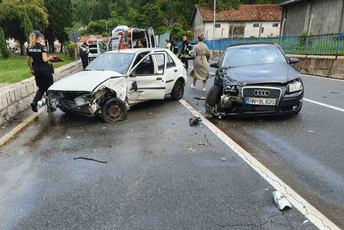 Saobraćajna nezgoda u Lepetanima Saobraćajna nezgoda u Lepetanima