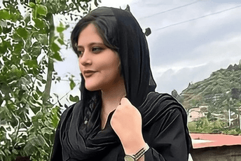 Mlada Iranka (22) preminula nakon što je uhapsila policija za moral