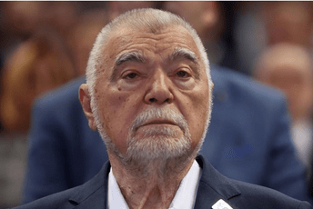 Mesić: Što će Milanoviću razgovori s Dodikom, on je razarač BiH Mesić: Što će Milanoviću razgovori s Dodikom, on je razarač BiH