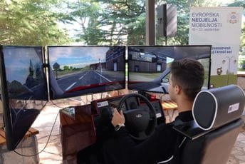 Srednjoškolci učili o funkcionisanju saobraćaja u glavnom gradu Srednjoškolci učili o funkcionisanju saobraćaja u glavnom gradu