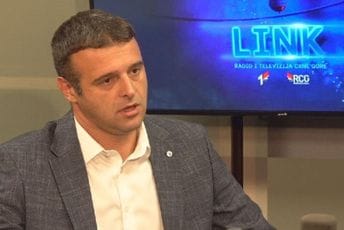 Kračković: Targetiranje medija od strane zvaničnika nedopustivo Kračković: Targetiranje medija od strane zvaničnika nedopustivo