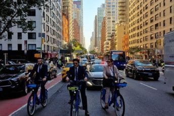 Abazović poveo gotovo cijeli kabinet u SAD, dok njegova Vlada traži od građana da štede struju?! Abazović poveo gotovo cijeli kabinet u SAD, dok njegova Vlada traži od građana da štede struju?!