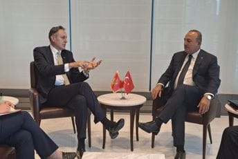 Krivokapić u Njujorku: Neupitna podrška saveznika Crnoj Gori u borbi sa uticajima trećih strana Krivokapić u Njujorku: Neupitna podrška saveznika Crnoj Gori u borbi sa uticajima trećih strana