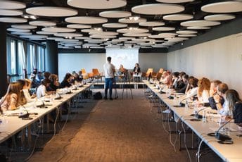 ''Za građanske vrijednosti se treba boriti sa više idealizma a manje karijerizma'' ''Za građanske vrijednosti se treba boriti sa više idealizma a manje karijerizma''