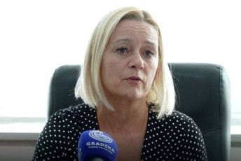 Lainović: U pripremi peta faza projekta “Hiljadu plus” Lainović: U pripremi peta faza projekta “Hiljadu plus”
