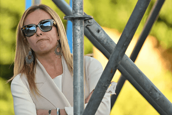 „Svi pogledi uprti u Rim“: Pobjeda Meloni mogla bi da promijeni ravnotežu snaga u Evropi „Svi pogledi uprti u Rim“: Pobjeda Meloni mogla bi da promijeni ravnotežu snaga u Evropi