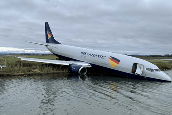 Monpelje: Avion promašio pistu, završio u jezeru Monpelje: Avion promašio pistu, završio u jezeru