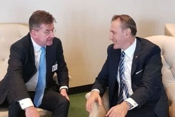 Krivokapić sa Lajčakom razgovarao o situaciji u Crnoj Gori Krivokapić sa Lajčakom razgovarao o situaciji u Crnoj Gori