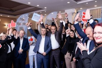 Predata izborna lista “Prava stvar, Koalicija Za bolji život Rožaja - DPS, SDP, SD, LP“ Predata izborna lista “Prava stvar, Koalicija Za bolji život Rožaja - DPS, SDP, SD, LP“