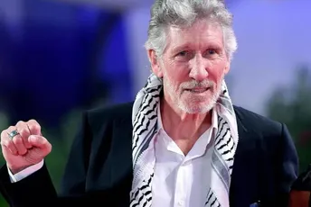 Rodžer Voters pisao Putinu: Vaša invazija na Ukrajinu je odvratan, agresorski rat, bio izazvan ili ne Rodžer Voters pisao Putinu: Vaša invazija na Ukrajinu je odvratan, agresorski rat, bio izazvan ili ne