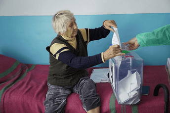 Ukrajina: Referendum u okupiranim teritorijama nadgledali posmatrači iz Republike Srpske Ukrajina: Referendum u okupiranim teritorijama nadgledali posmatrači iz Republike Srpske