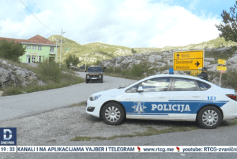 Jovan Vukotić sahranjen na Čevu uz jako policijsko obezbjeđenje Jovan Vukotić sahranjen na Čevu uz jako policijsko obezbjeđenje