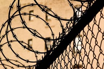 Savremeni fašizam uvijek zaudara na izvorni fašizam Savremeni fašizam uvijek zaudara na izvorni fašizam