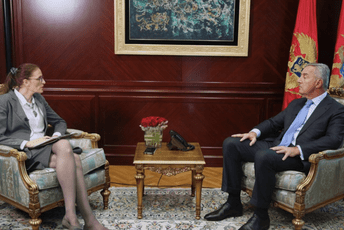 Đukanović: Neću raspustiti parlament, neustavno ponovo razmatrati predloženog mandatara Đukanović: Neću raspustiti parlament, neustavno ponovo razmatrati predloženog mandatara