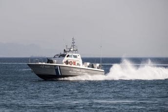 Migranti na brodu u Jonskom moru odbili pomoć grčke obalske straže