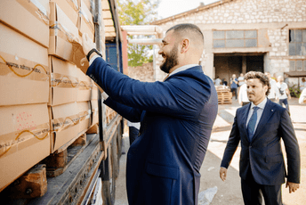 Abazović:  Najveću zapljenu nelegalnih cigareta ikada u svijetu napravila 43. Vlada Abazović:  Najveću zapljenu nelegalnih cigareta ikada u svijetu napravila 43. Vlada