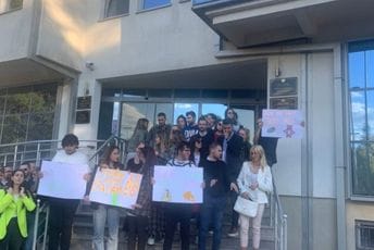 Protest studenata: Nećemo stati dok se odnos države prema nama ne popravi Protest studenata: Nećemo stati dok se odnos države prema nama ne popravi
