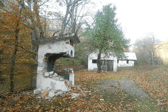 Napuštene karaule na granici prema Albaniji prepuštene propadanju Napuštene karaule na granici prema Albaniji prepuštene propadanju