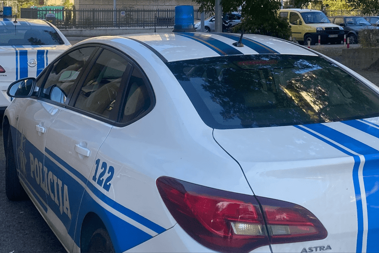 Podgorica: Dvije osobe napale i opljačkale djevojku Podgorica: Dvije osobe napale i opljačkale djevojku