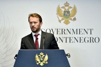 Raško Konjević se povlači iz politike