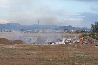 Green Home: Praksa nepropisnog odlaganja otpada ne jenjava, Sadine i dalje prekrivene smećem Green Home: Praksa nepropisnog odlaganja otpada ne jenjava, Sadine i dalje prekrivene smećem