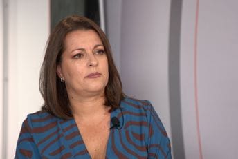 Žene ponovo moraju da se bore za stečena prava Žene ponovo moraju da se bore za stečena prava