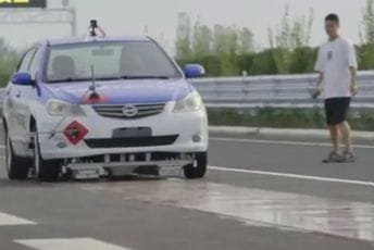 Kinezi testirali automobil koji lebdi iznad puta