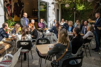 Donosioci odluka da iniciraju rješavanje problema LGBTIQ osoba Donosioci odluka da iniciraju rješavanje problema LGBTIQ osoba