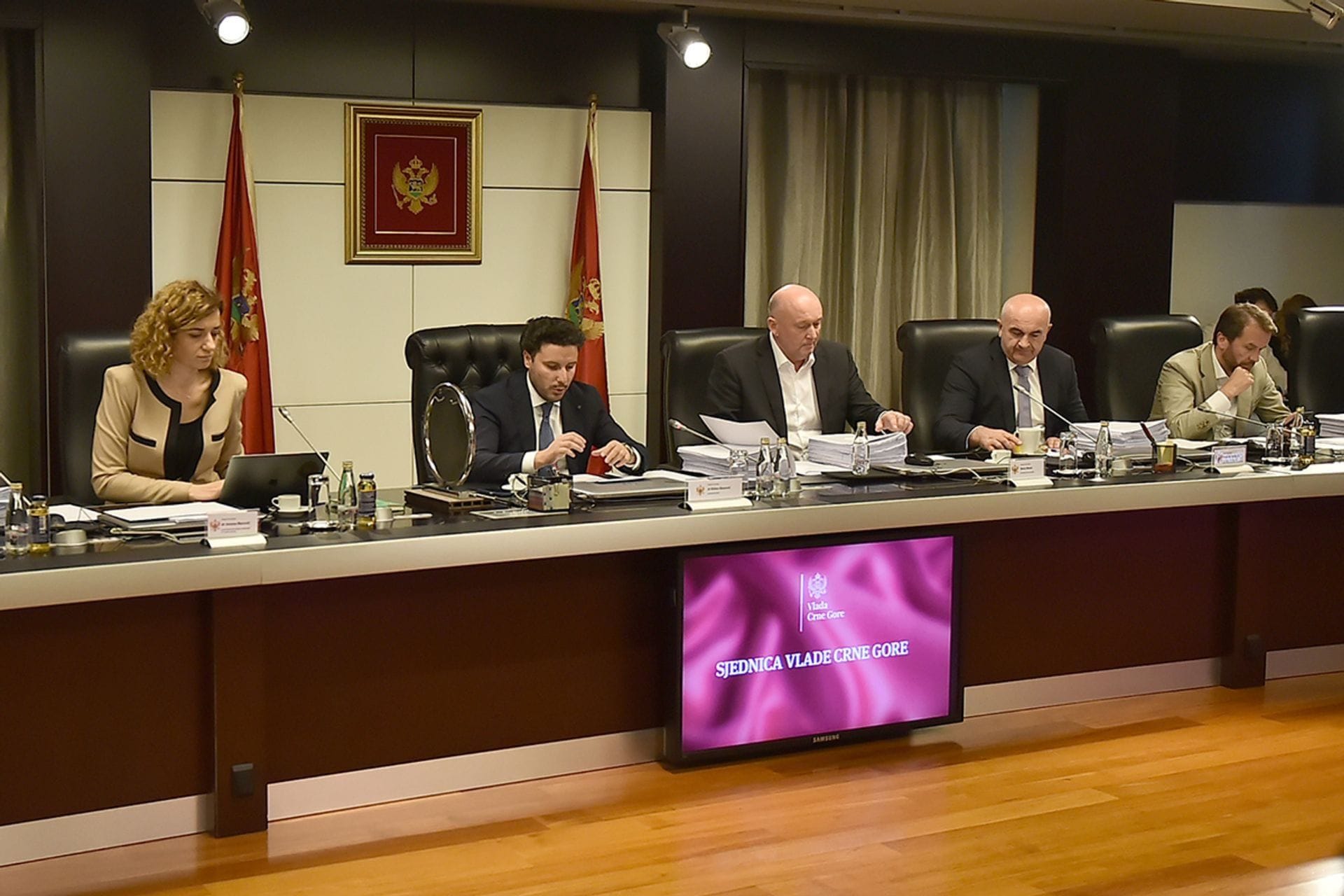 Fotografija 2: Marović: Srednja ocjena biće trojka; Abazović: SPC nije eksponent ekstremizma; Krivokapić: Pročitajte šta kaže EP