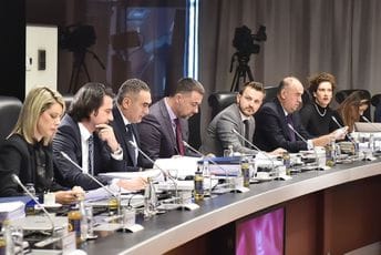 Danas 23. sjednica Vlade u tehničkom mandatu Danas 23. sjednica Vlade u tehničkom mandatu