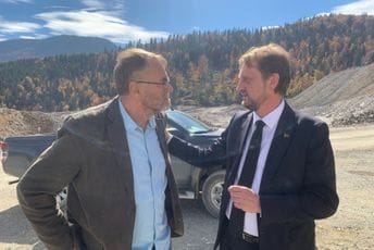 Kovačević najavio novi program unapređenja poslovnog ambijenta i privlačenja stranih investicija Kovačević najavio novi program unapređenja poslovnog ambijenta i privlačenja stranih investicija