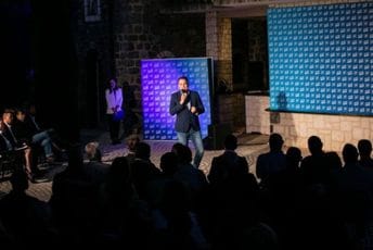 VIDEO: Pogledajte kako je bilo na mini konvenciji Pokreta "Svi za naš grad" u Zagoriču VIDEO: Pogledajte kako je bilo na mini konvenciji Pokreta "Svi za naš grad" u Zagoriču