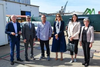 Dakić posjetila laureate nagrade PKCG za uspješno poslovanje Dakić posjetila laureate nagrade PKCG za uspješno poslovanje