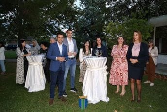 Opština Bar: Dodijeljeno preko 750 hiljada eura za podršku preduzetništvu Opština Bar: Dodijeljeno preko 750 hiljada eura za podršku preduzetništvu