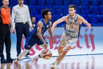 SC Derbi odličnom igrom do prve pobjede: Cibona pala u "Morači" SC Derbi odličnom igrom do prve pobjede: Cibona pala u "Morači"