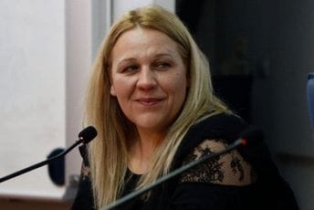 Pridružila se kolegama: Erjavšek vratila nagradu Društvu crnogorskih novinara