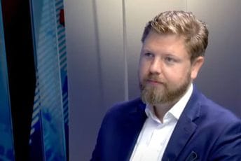 Raspopović: Trebalo je prvo pokrenuti disciplinski postupak protiv Lepe Medenice, kako bi se utvrdile sve činjenice Raspopović: Trebalo je prvo pokrenuti disciplinski postupak protiv Lepe Medenice, kako bi se utvrdile sve činjenice