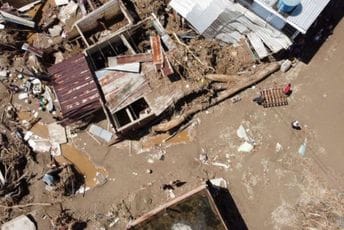 Posljedica promjene klime i gradnje – u odronu u Venecueli 36 mrtvih, 56 nestalih Posljedica promjene klime i gradnje – u odronu u Venecueli 36 mrtvih, 56 nestalih