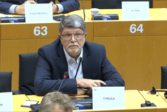 Picula: Nije dovoljno sankcionisati samo Putina već i njegove šegrte izvan Rusije Picula: Nije dovoljno sankcionisati samo Putina već i njegove šegrte izvan Rusije