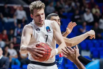 Budućnost Voli poražena na startu Eurokupa: Hamburg odnio bodove iz "Morače" Budućnost Voli poražena na startu Eurokupa: Hamburg odnio bodove iz "Morače"