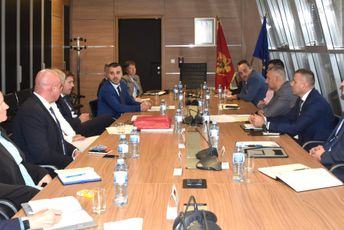 Razmatrana mogućnost otvaranja kriminalističke akademije u Crnoj Gori Razmatrana mogućnost otvaranja kriminalističke akademije u Crnoj Gori