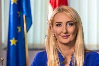 Perović: Pažljivo pratimo poruke koje stižu iz Brisela i usmjeravamo energiju ka ispunjenju predloženih preporuka Perović: Pažljivo pratimo poruke koje stižu iz Brisela i usmjeravamo energiju ka ispunjenju predloženih preporuka